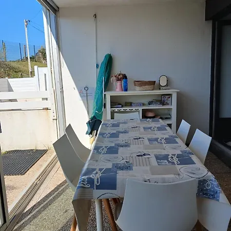 Apartment Les Pieds Dans L'eau